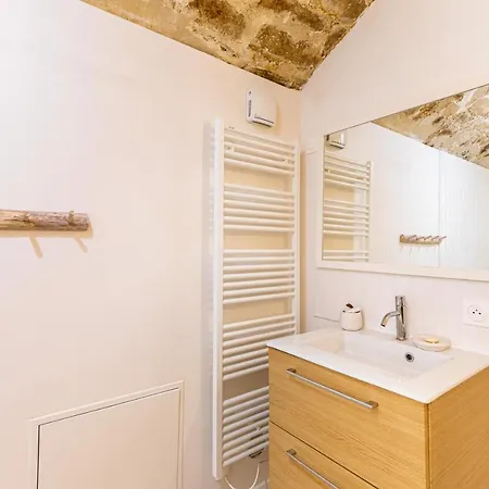 アパート Guestready - Amazing Modern Apt Fully Equipped パリ